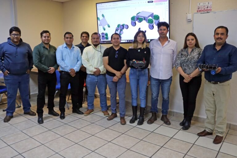 ITESHU apuesta por la innovación; desarrollan robot inteligente para optimizar el cuidado de cultivos