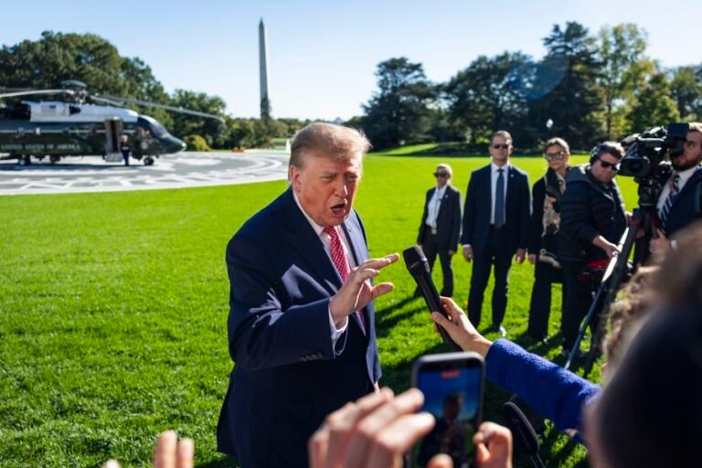 Trump cree que mantendrá el apoyo hispano en las elecciones