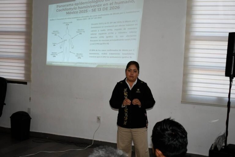 Capacitan a funcionarios de Agricultura de Tepeapulco sobre atención al Gusano Barrenador